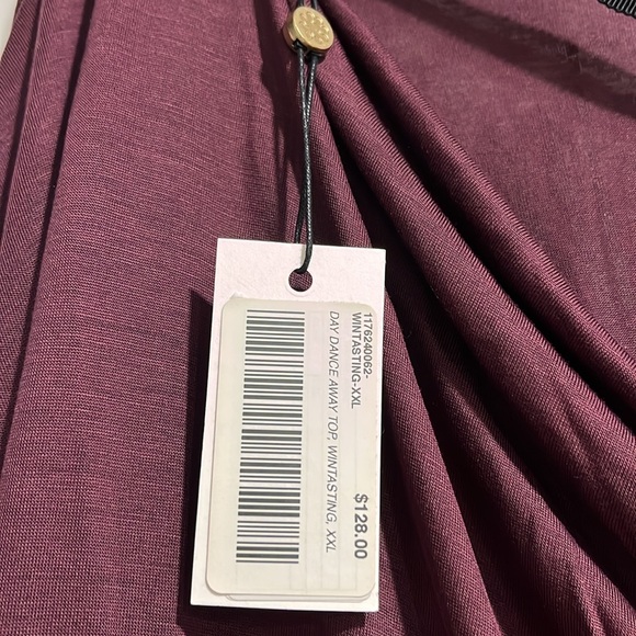 Burgundy Black Floral Top - Picture 8 of 9